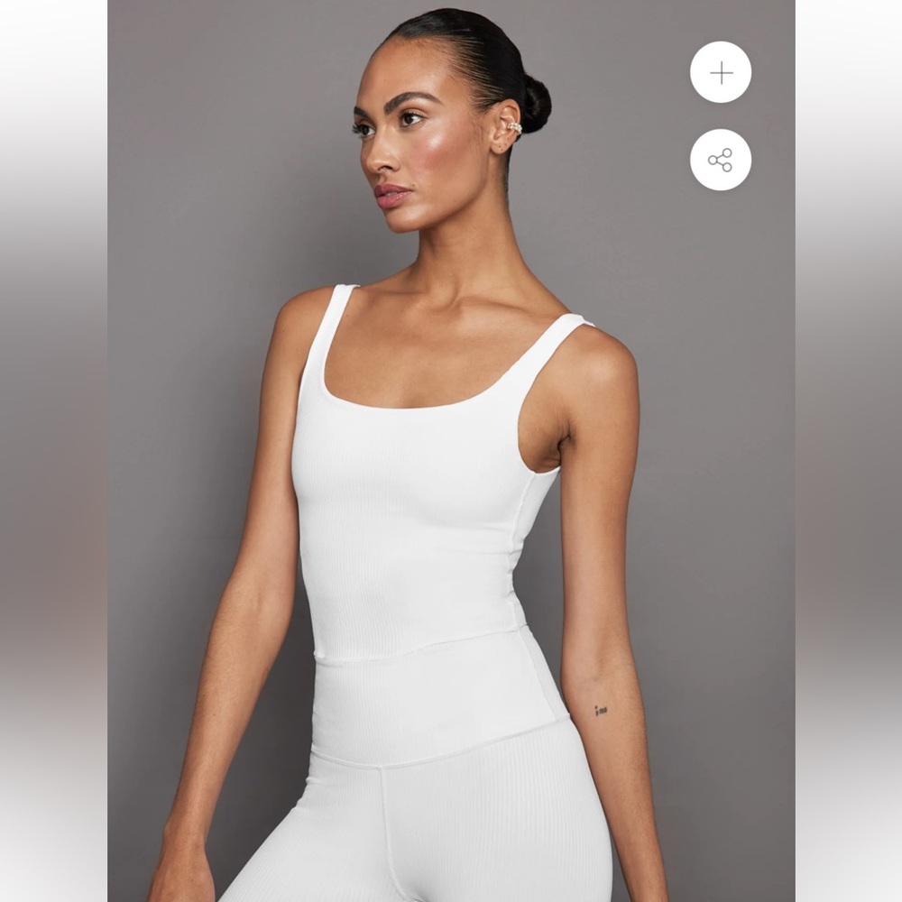Carbone38 White Ribbed Tank